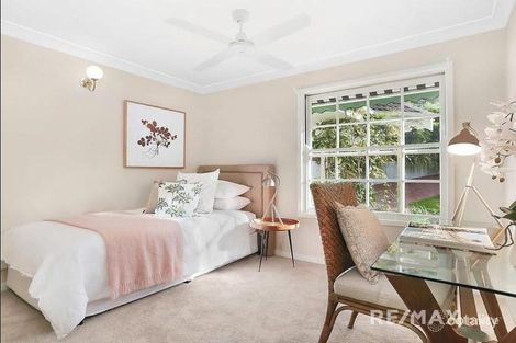 Property photo of 5 Wynyard Street Indooroopilly QLD 4068