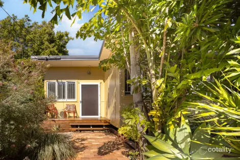 8 Twenty First Ave, Brighton, QLD 4017