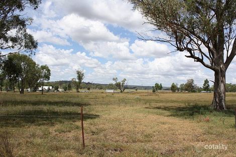 Property photo of 14 White Street Pratten QLD 4370