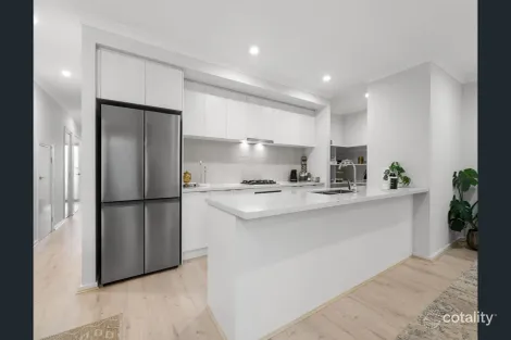 Property photo of 34 Aquarius Way Wollert VIC 3750