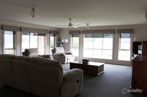 Property photo of 17 Peterkin Street Alexandra VIC 3714