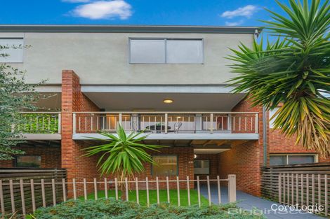 Property photo of 18 Ribbony Walk Maribyrnong VIC 3032