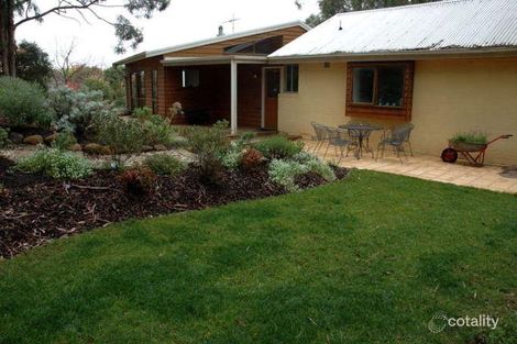 Property photo of 32 Salisbury Road Mount Macedon VIC 3441