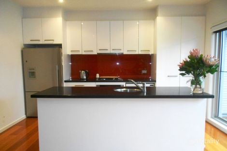 Property photo of 2/227 Woods Street Newport VIC 3015