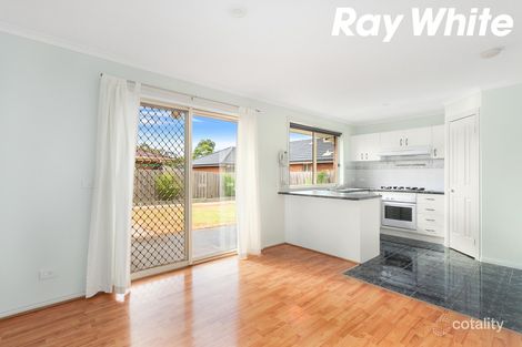 Property photo of 10 Brooke Court Pakenham VIC 3810