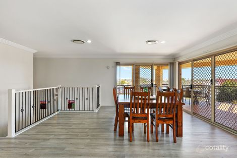 Property photo of 35 Ebony Close Hillvue NSW 2340