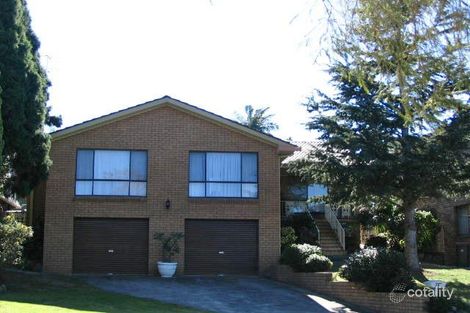 18 Coral Cres, Unanderra, NSW 2526