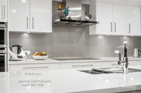 Property photo of 20 Coolinga Road Lesmurdie WA 6076