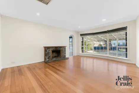 Property photo of 14 Kauri Grove Glen Waverley VIC 3150