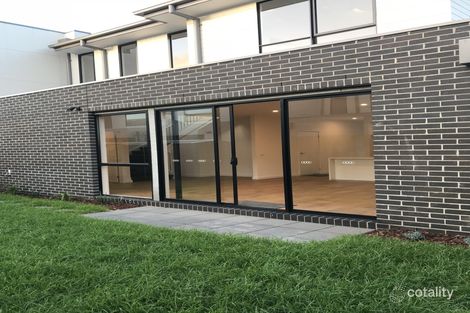 Property photo of 27 Grasslands Loop Keysborough VIC 3173