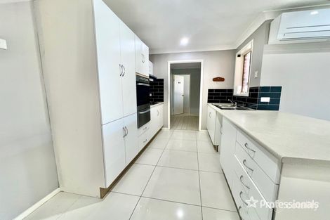 Property photo of 18 Braidwood Drive Prestons NSW 2170