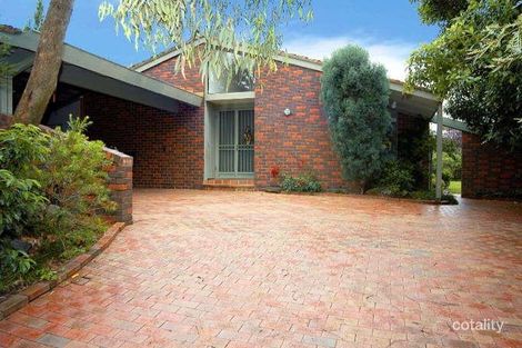 5 Sandhurst Ct, Wheelers Hill, VIC 3150