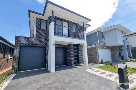 32 Lawson Rd, Oran Park, NSW 2570