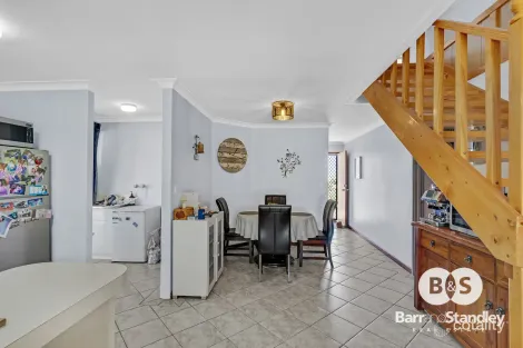 Property photo of 16 Beachcast Close Preston Beach WA 6215