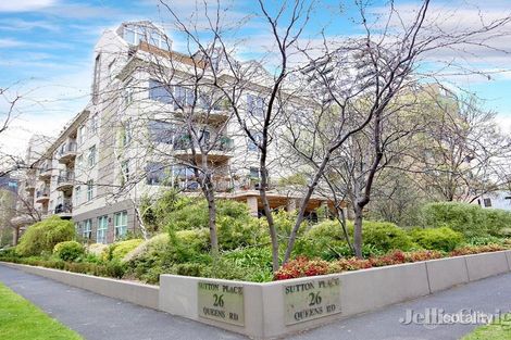 109/26 Queens Rd, Melbourne, VIC 3004
