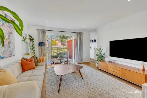 Property photo of 7 Maree Boulevard Killarney Vale NSW 2261