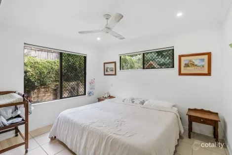 Property photo of 60 Whereat Road Bentley Park QLD 4869