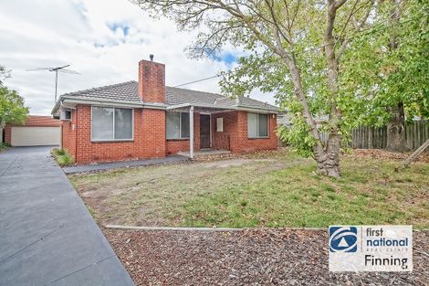 Property photo of 9 Campbell Parade Cranbourne VIC 3977