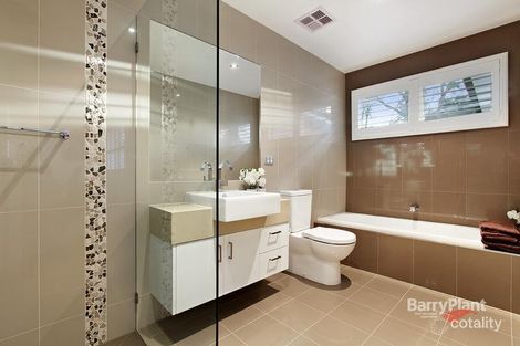 Property photo of 2/18 Zander Avenue Nunawading VIC 3131