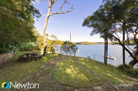 Property photo of 18-20 Maroopna Road Yowie Bay NSW 2228