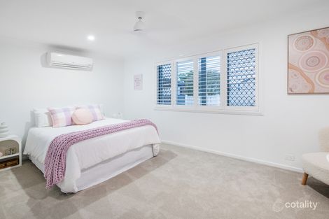 Property photo of 6 Auk Avenue Burleigh Waters QLD 4220