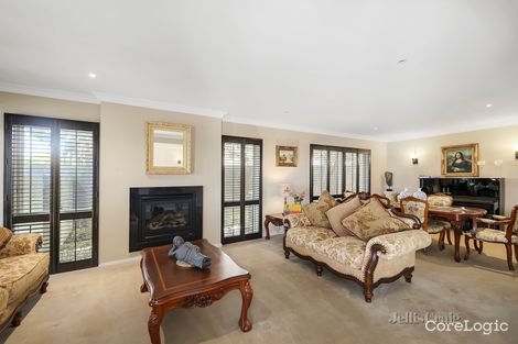 Property photo of 10 Manchester Place Mulgrave VIC 3170