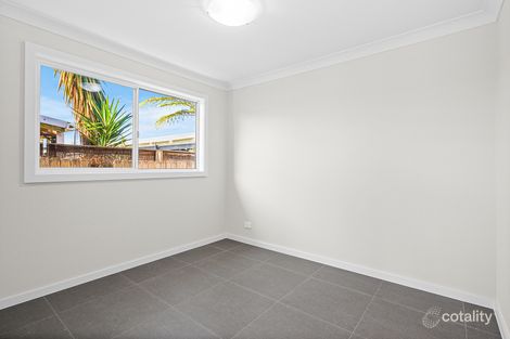 Property photo of 8 Cabbage Tree Lane Fairy Meadow NSW 2519