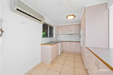 Property photo of 3 Vincent Street West Gladstone QLD 4680