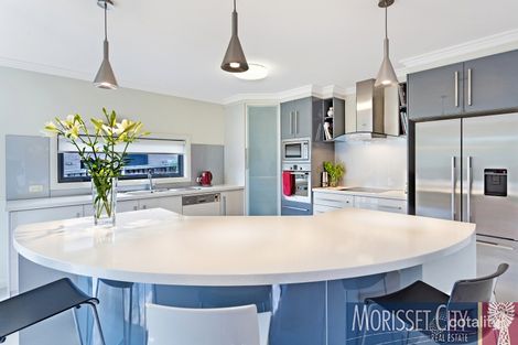 Property photo of 8 Ellenborough Drive Cooranbong NSW 2265