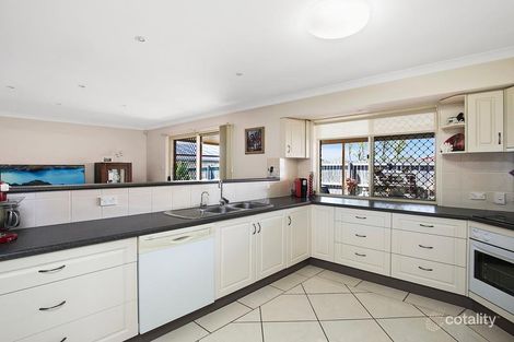 Property photo of 64 Amanda Street Wynnum West QLD 4178