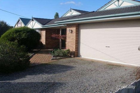 Property photo of 35 Clarendon Drive Somerville VIC 3912