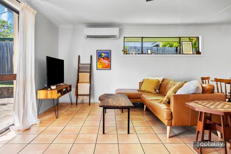 154 Dayboro Rd, Petrie, QLD 4502