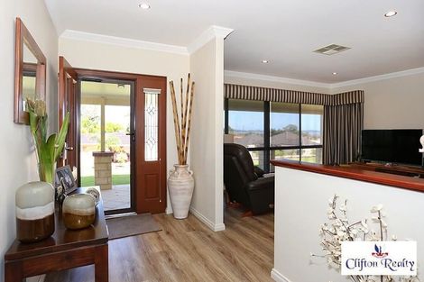 Property photo of 14 Wakefield Crescent Australind WA 6233