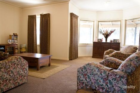 Property photo of 40 Durstons Road Maiden Gully VIC 3551