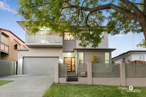 46 Livingstone St, Yeerongpilly, QLD 4105