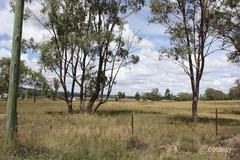 Property photo of 14 White Street Pratten QLD 4370