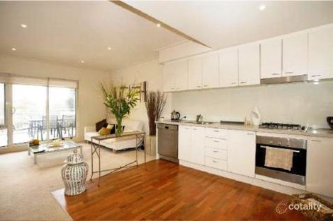 Property photo of 8/4 Seisman Place Port Melbourne VIC 3207
