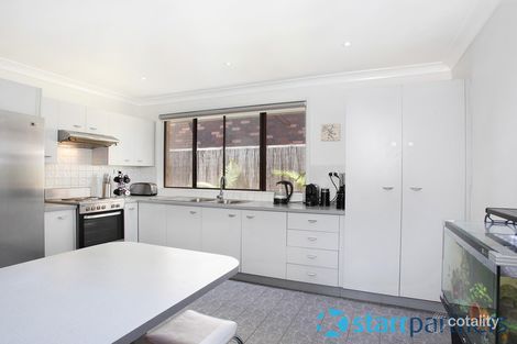 Property photo of 77 Ollier Crescent Prospect NSW 2148