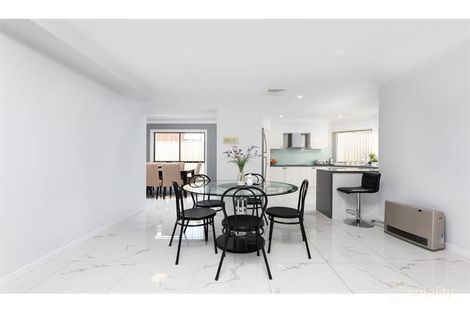 Property photo of 14 Ormiston Avenue West Hoxton NSW 2171