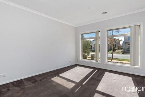 Property photo of 61 Beachview Parade Point Cook VIC 3030