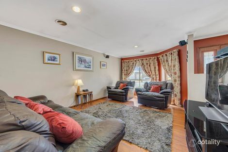 Property photo of 6 Lovely Close Dunlop ACT 2615