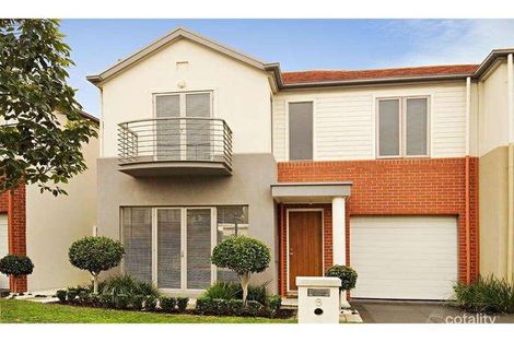 6 Strathaird Mews, Port Melbourne, VIC 3207