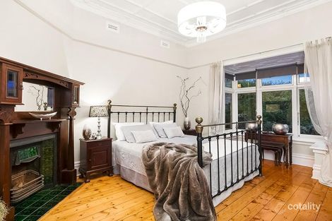 Property photo of 10 Lower Heidelberg Road Ivanhoe VIC 3079
