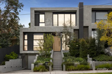 8a Vanberg Rd, Essendon, VIC 3040