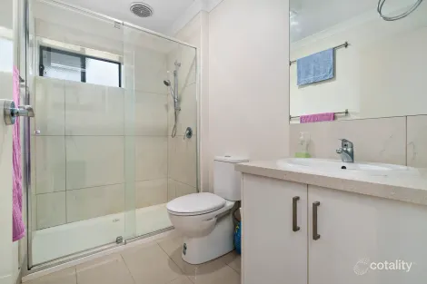 Property photo of 2/13 Louis Street Doveton VIC 3177