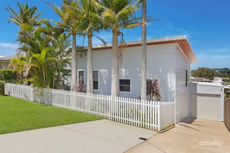 Property photo of 10 Lumeah Avenue Wamberal NSW 2260