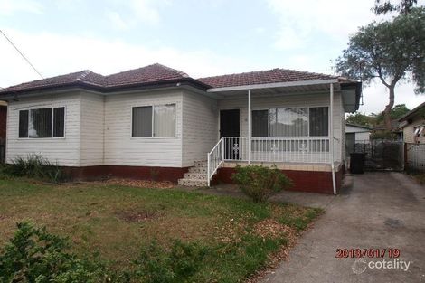 13 Bombala St, Pendle Hill, NSW 2145