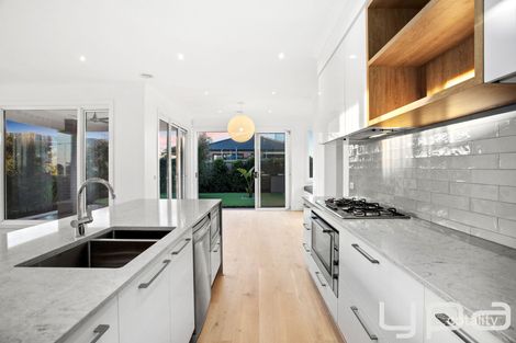 Property photo of 33 Memory Crescent Wyndham Vale VIC 3024