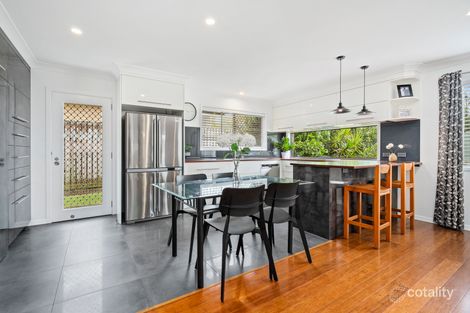 Property photo of 19 Rossinton Street Birkdale QLD 4159