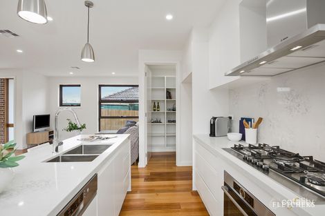 Property photo of 1/25A Queens Avenue Doncaster VIC 3108